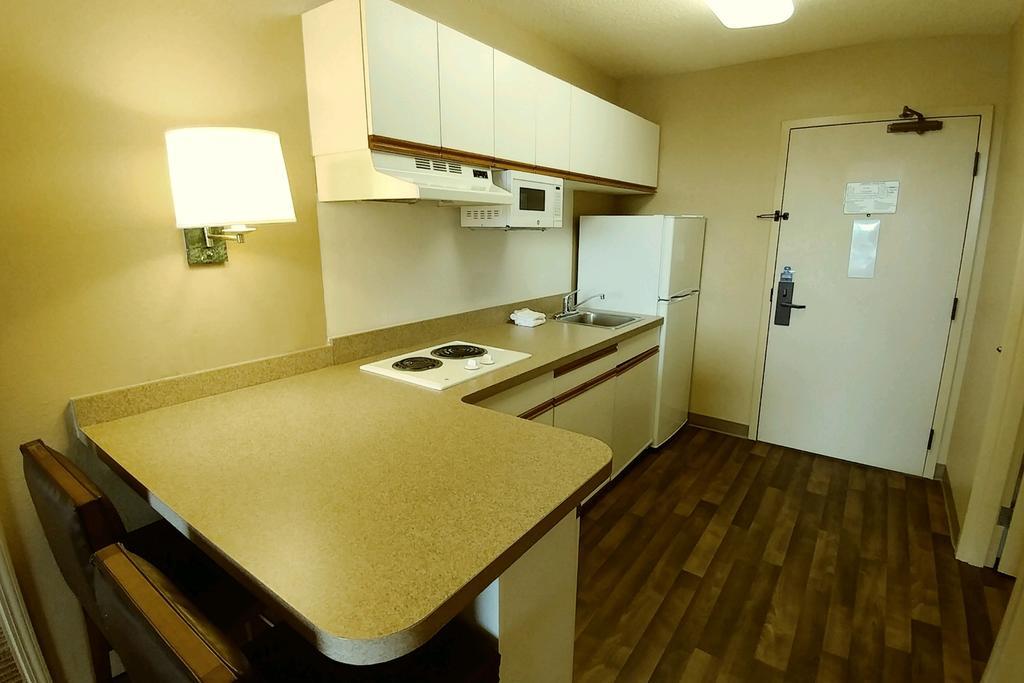 Extended Stay America Suites - Cleveland - Airport - North Olmsted Exterior photo