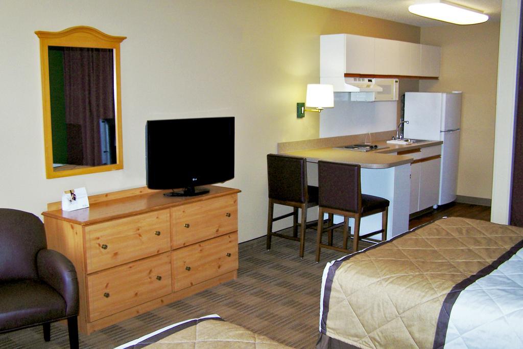 Extended Stay America Suites - Cleveland - Airport - North Olmsted Exterior photo